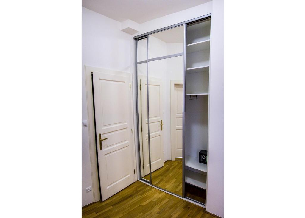 Modern Apartment Riegrovy Sady Prague Room photo